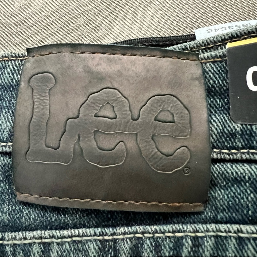 Lee Men's Relaxed Fit Straight Leg Jeans 46 x 30 - Picture 6 of 11